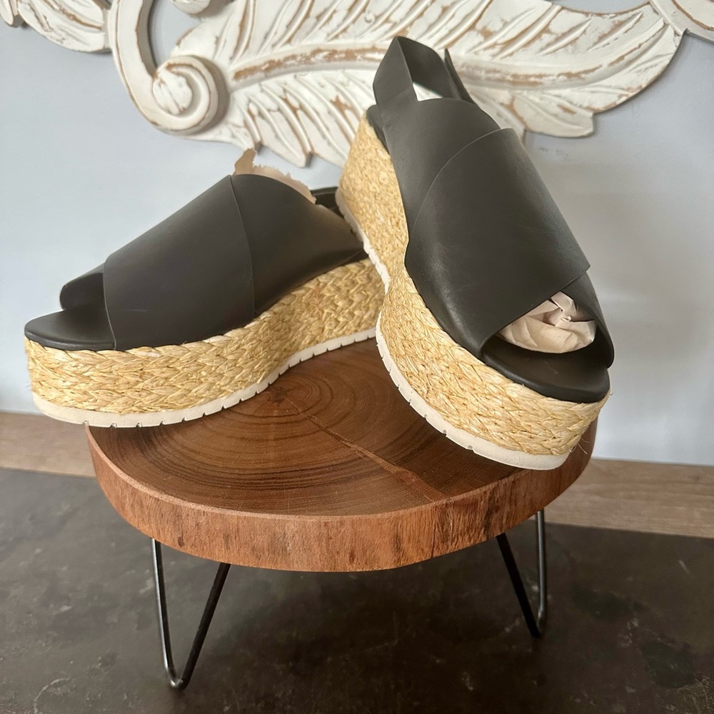 Vince Black Leather Platform Sandals